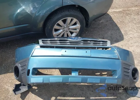 2013 Subaru Forester 2.5X Premium z USA, uszkodzony, nr VIN JF2SHADC6DH408958